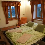 Melanie Apartment *