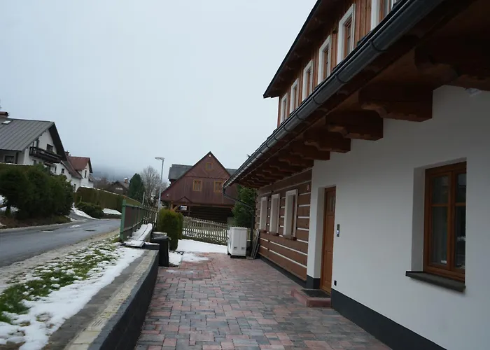 Melanie Διαμέρισμα *