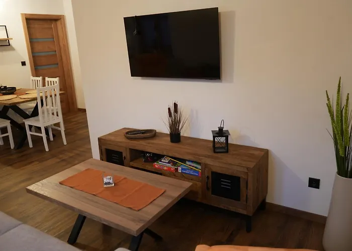Melanie Apartment